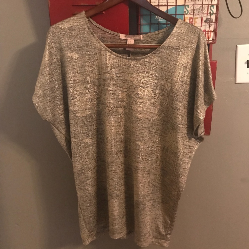 Gold/black shirt ⚡️